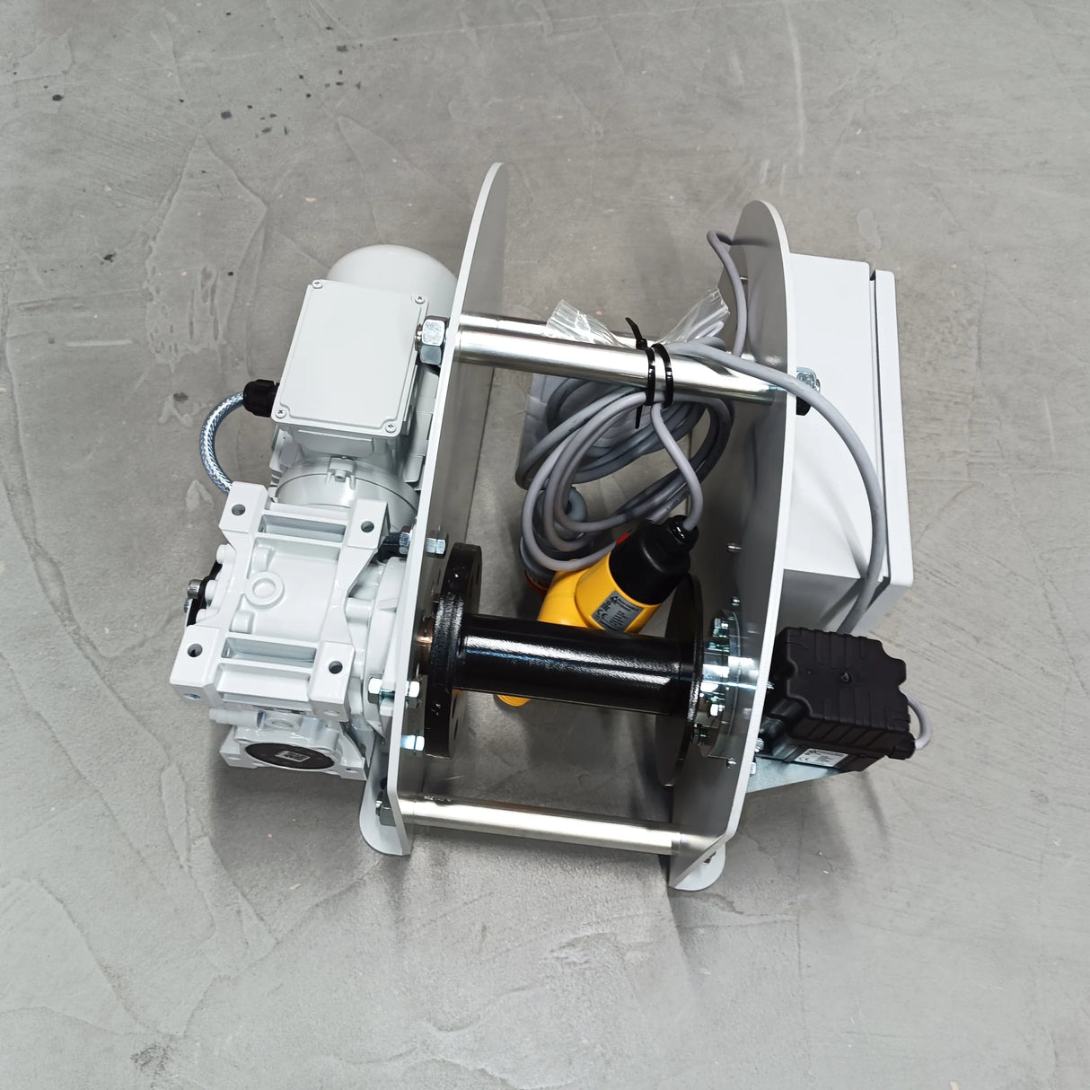 Elektryczna wciągarka linowa e-W do podnoszenia, 400V, GR – lakowana, GEBUWIN